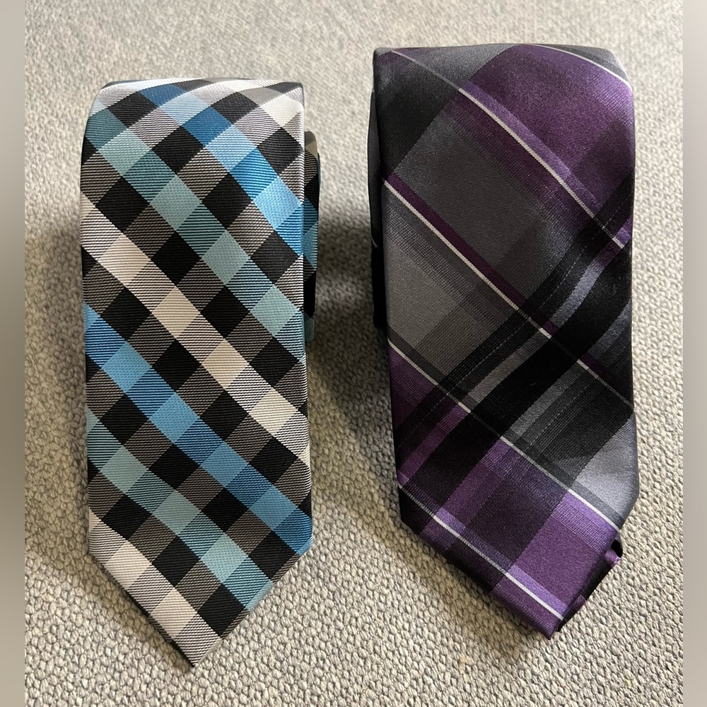 Bundle Of 2 Ties , Brands Kenneth Cole & Ok Egara